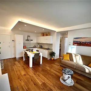  Appartamento In The Heart Of Siena, 7 Minutes From Piazza Del Campo Italia